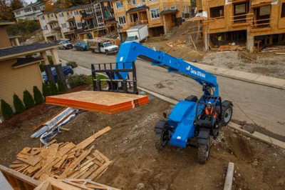 2027 Genie GTH™-844 10