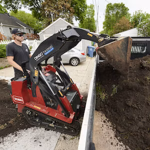 2025 Toro Dingo® TX 1000 Narrow Track (22327) - Image 3