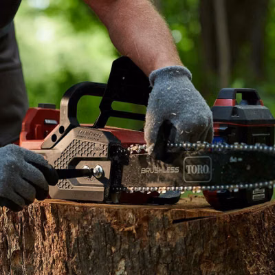 2026 Toro 60V Max* 16 in (40.6 cm) Brushless Chainsaw - Tool Only (51850T) 7