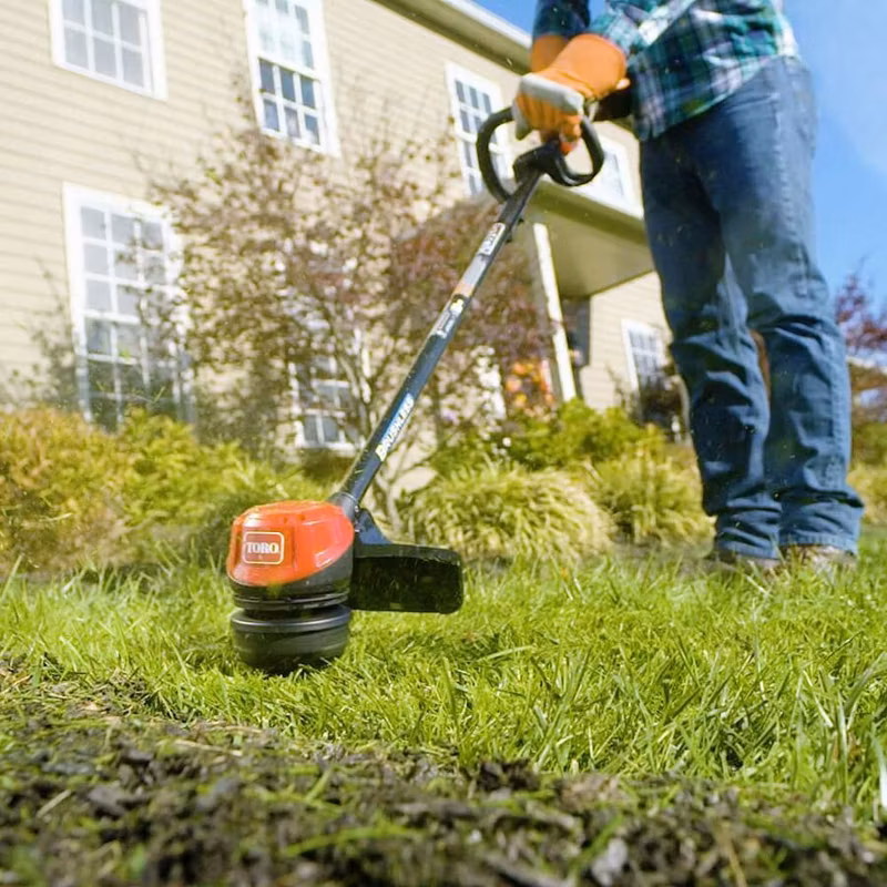2026 Toro 60V MAX* 13 in (33.0 cm) / 15 in (38.1 cm) Brushless String Trimmer with 2.0Ah Battery (51831) - Image 6