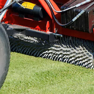 2026 Toro Bullseye RapidSeed™ 430(46435) - Image 3