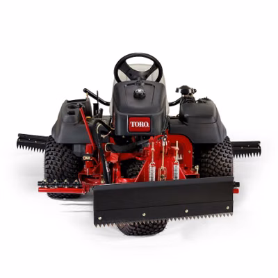 2025 Toro Sand Pro® 5040 3