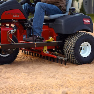 2025 Toro Sand Pro® 5040 11