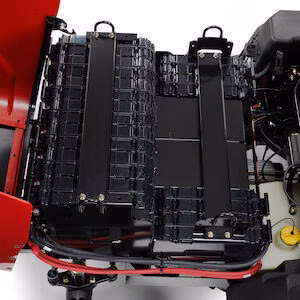 2026 Toro Groundsmaster® E3300 (31802) 8