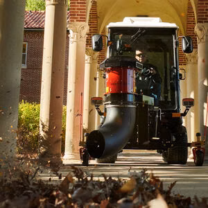 2026 Toro Pro Force Debris Blower (31916) 5