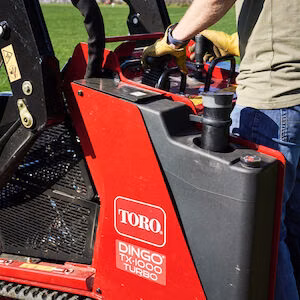 2026 Toro Dingo® TX 1000 TURBO Track Loader, Narrow (22587) 5