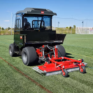 2025 Toro Bullseye® FieldFill™ 660 (46423) - Image 4