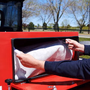 2025 Toro Bullseye® FieldClean™ 580 (46425) 3