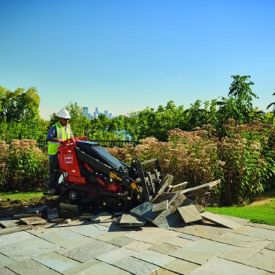2026 Toro Dingo® 323 Mini Skid Steer (22318) 2
