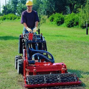 2025 Toro Dingo® 320-D Mini Skid Steer (22337CP) 5